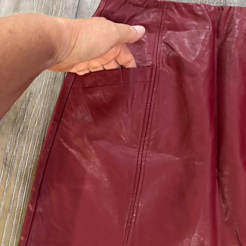 MINKPINK Skirt - Picture 4 of 8